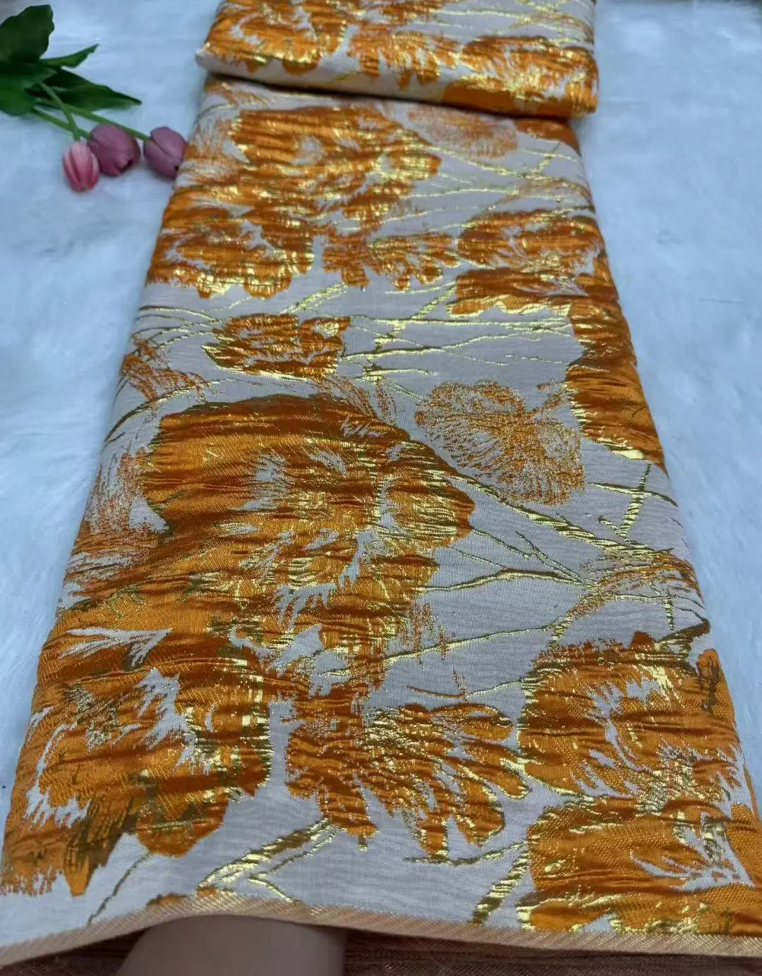 

Latest African High Quality Nigerian Flower Floral Damask Tissu Fabrics For Wedding Gold African Brocade Jacquard Lace Fabric