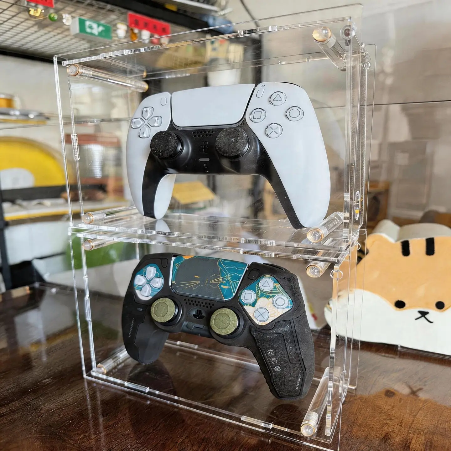 Clear Acrylic Vertical Dustproof Controller Stand Charging Storage Box Compatible with Switch PS5 Xbox Controller - view 5