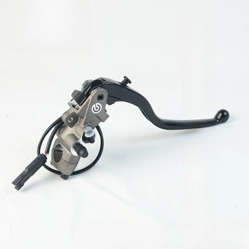 Brake on the pump, clutch on the pump, small switch horn handle lever