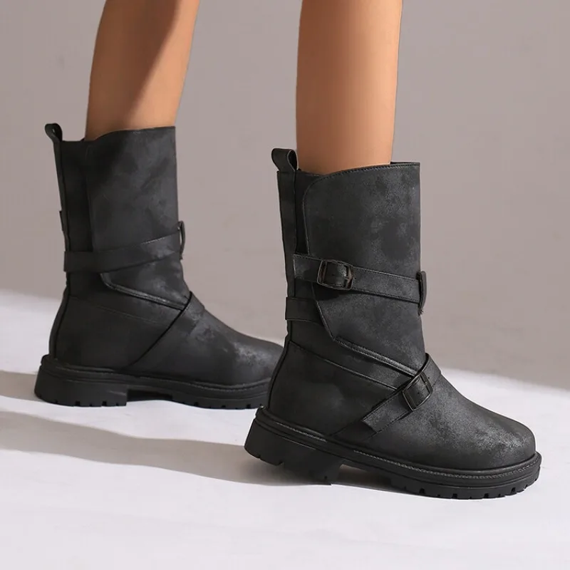 2026 Fashion Retro Women's Thick Bottom Classic Retro Western Style Buckle Decorative Short Boots