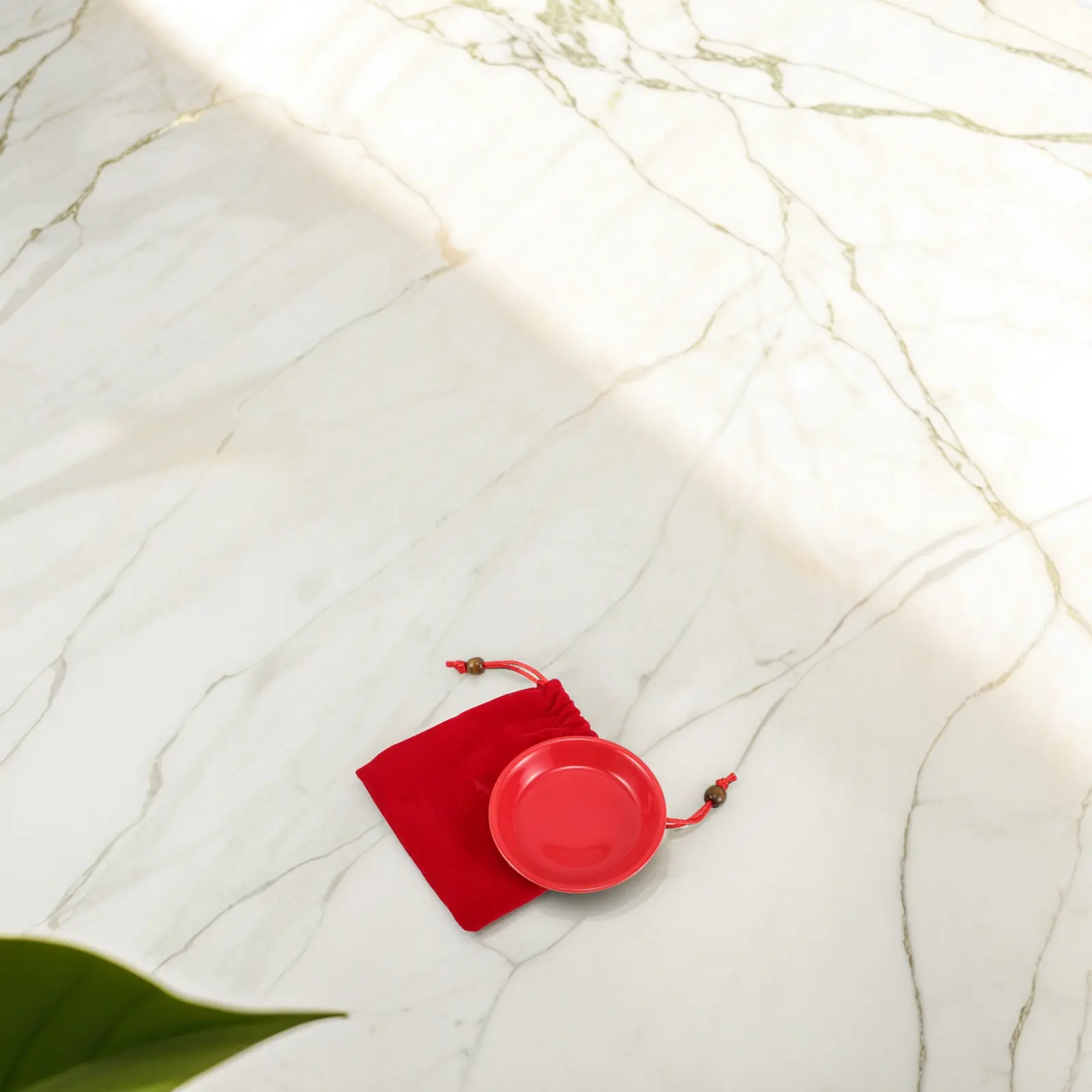 

Набор керамических пластин Гуаша для расслабления мышц, массажа тела, лица, ног, спины, живота, улучшения кровообращения и текстуры кожи