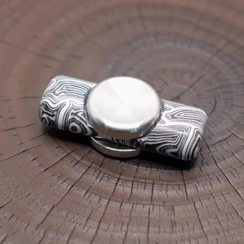 الفولاذ المقاوم للصدأ نحى الحرفية تململ سبينر موضة EDC اليد سبينر مكتب الاسترخاء ألعاب متململة أدهد أداة فكرة الهدايا