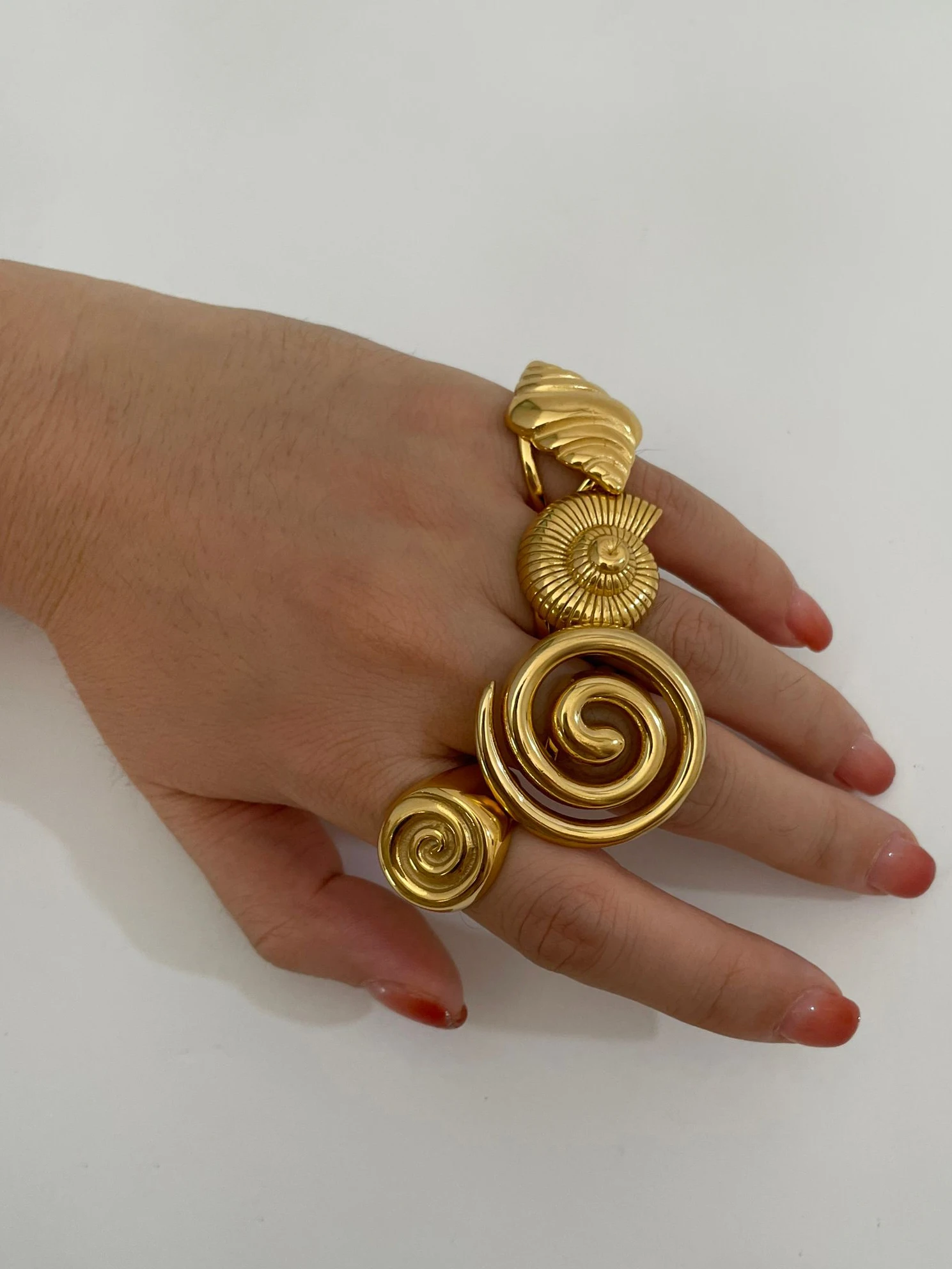 GHIDBK Summer Beach Fashion Holiday Jewelry Stainless Steel Conch Croissant Glossy Spiral Hollow Chunky Opening Rings for Women