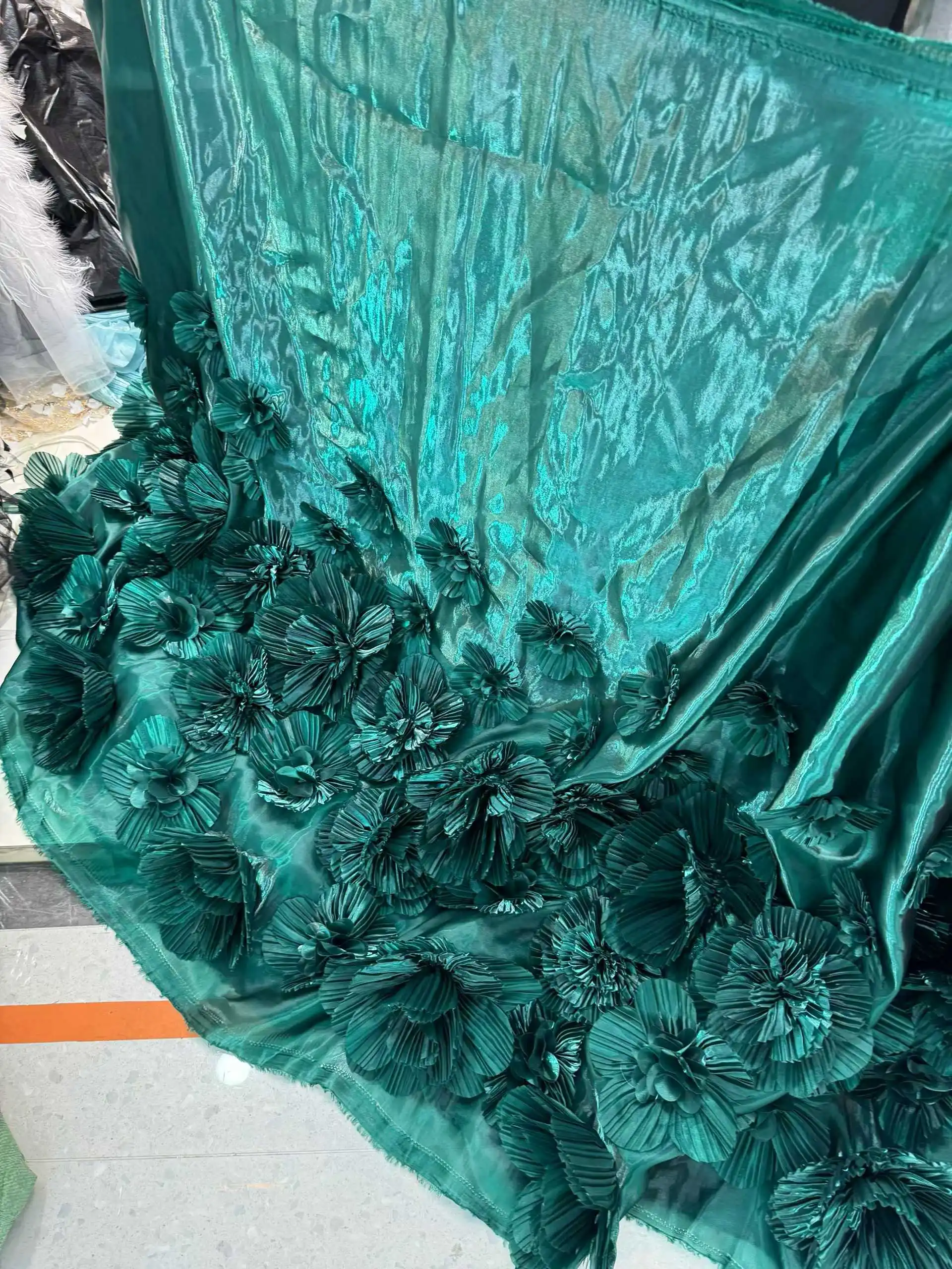 

Latest 3D Big Floral French Green Tulle Lace Fabric 2026 Nigerian African Lace Fabric For Wedding Party Dresses