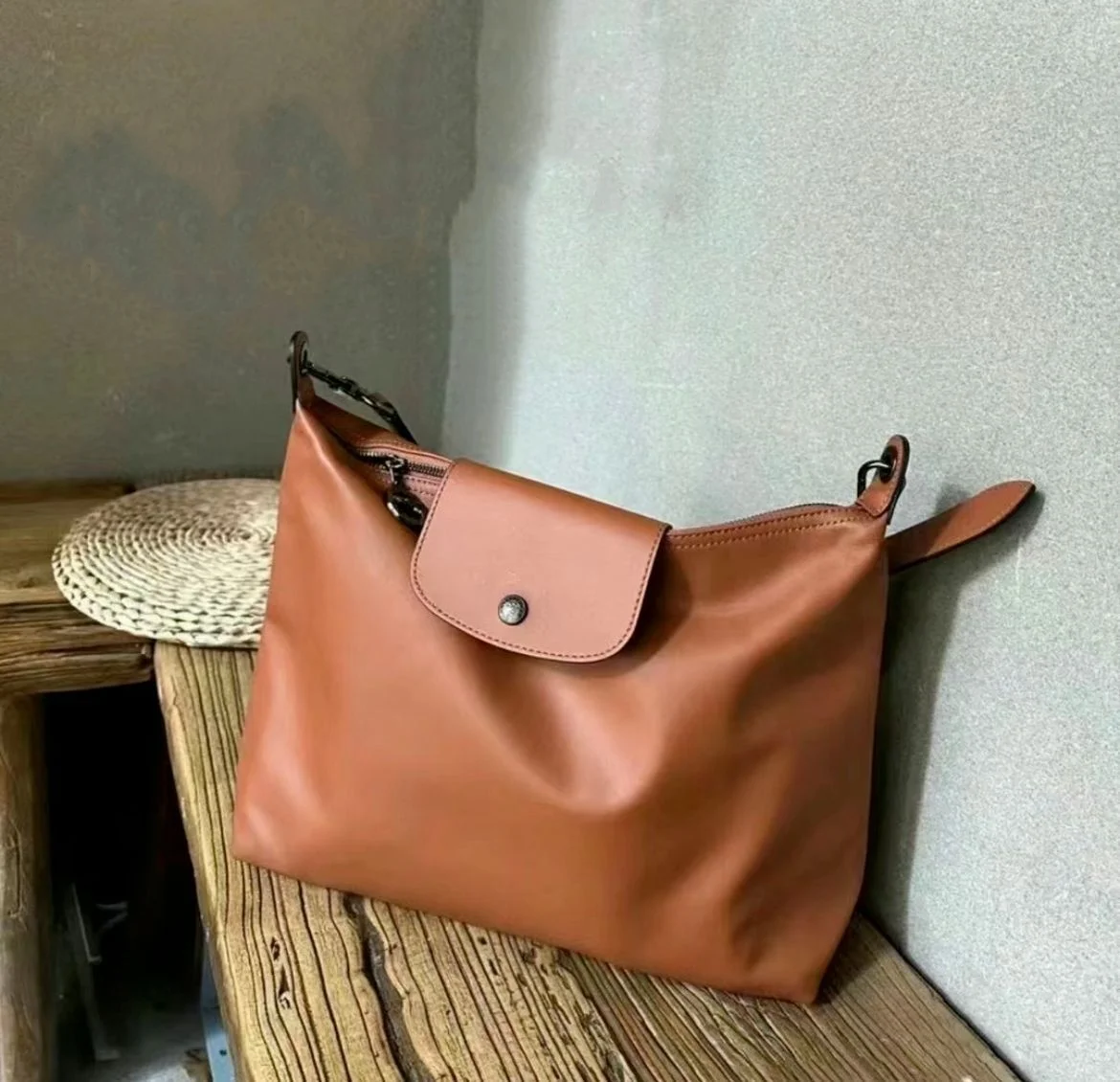 Leather Hobo bag Le handbag armpit bag temperament shoulder bag casual bag large capacity