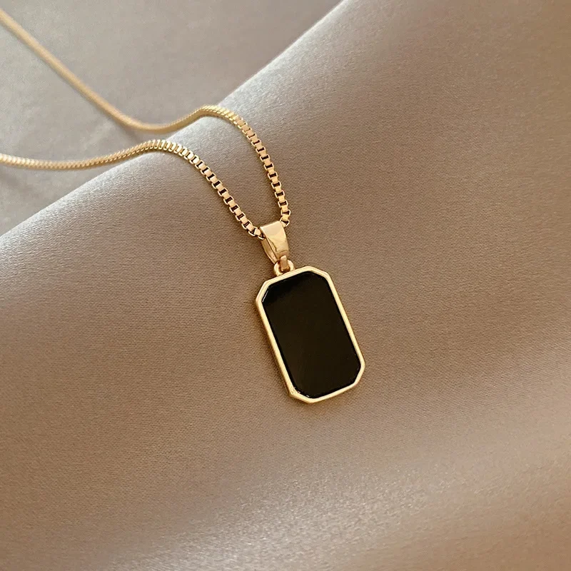 

316L Stainless Steel Minimalist Rectangular Pendant Korean Black Epoxy Women's Gold Necklace Exquisite Long Jewelry Gift