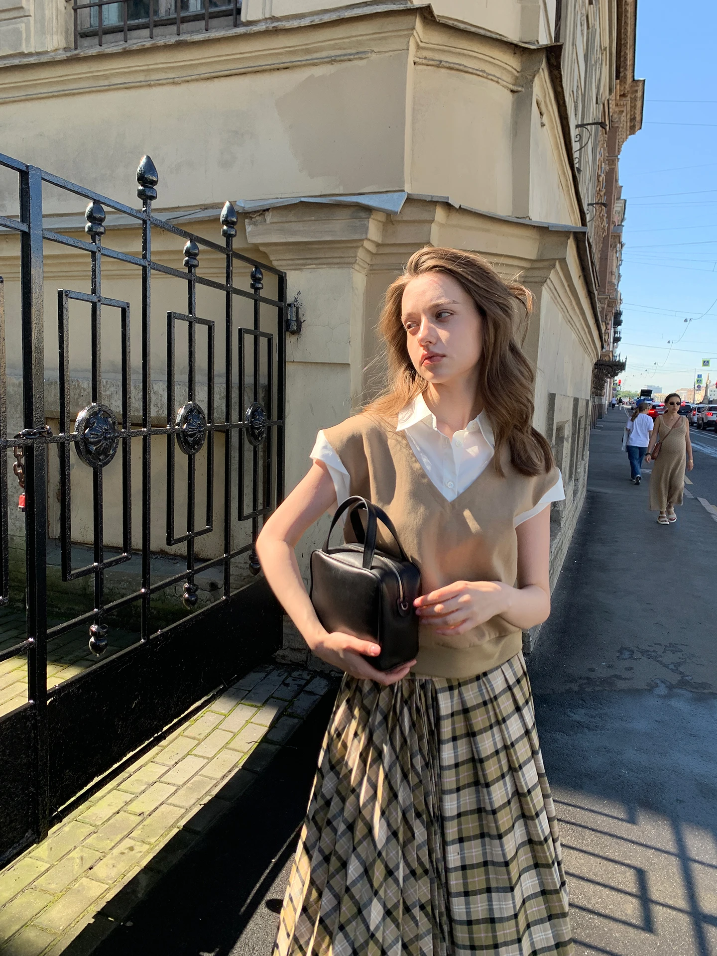 

lectual Design Fake Two-Piece ort Sve Vest Top Cotton Polyester Blend Casual Sle Women's irt for Ages 8-24