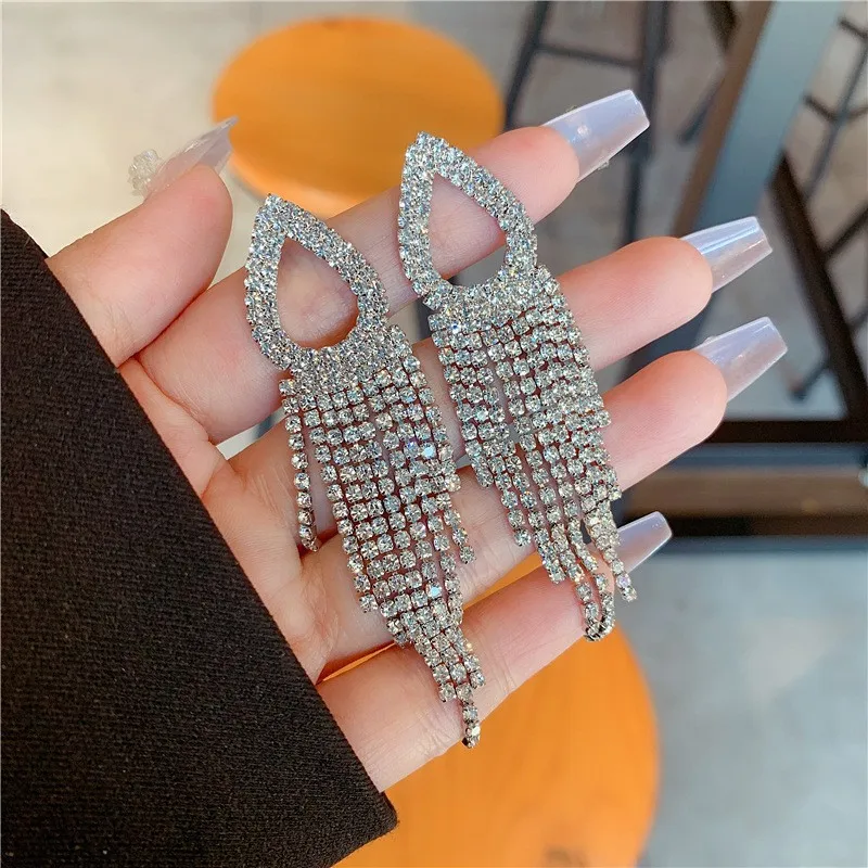 

Серьги-кисточки из серебра 925 пробы с кристаллами в корейском стиле для женщин, модные, трендовые, новые, роскошные, экстравагантные, длинные серьги M3