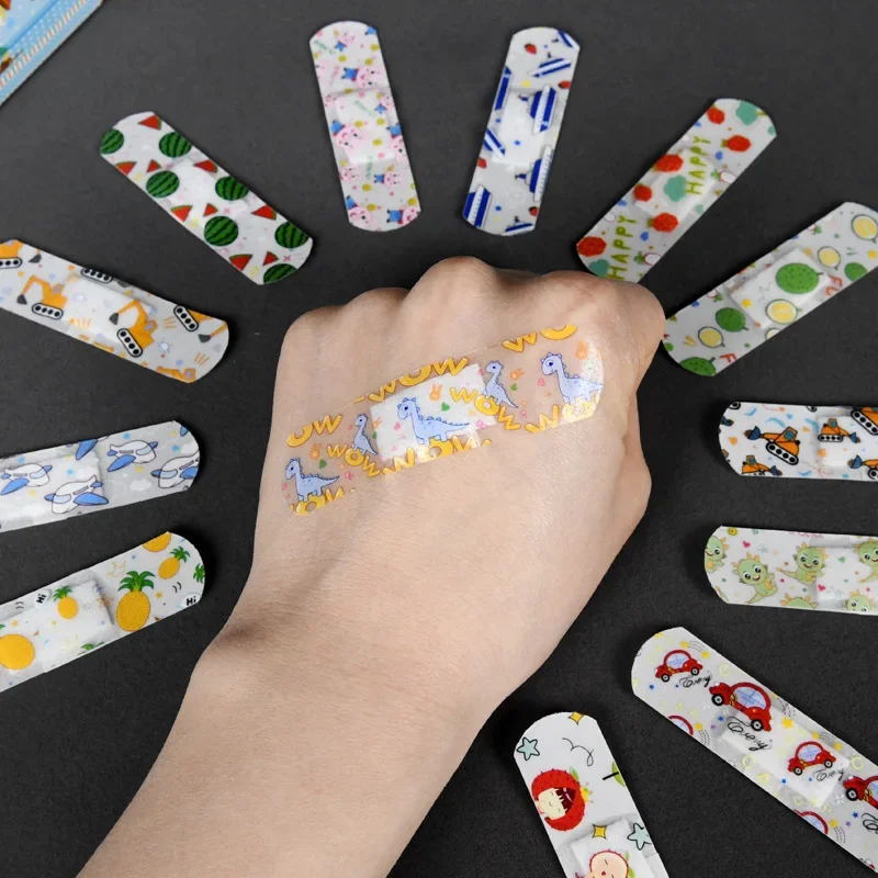 Imagem -02 - Cartoon Cute Band Aids para Crianças Impermeável Respirável Médica Feridas Transparentes Ataduras Hemostáticas Kit de Primeiros Socorros 120 Pcs