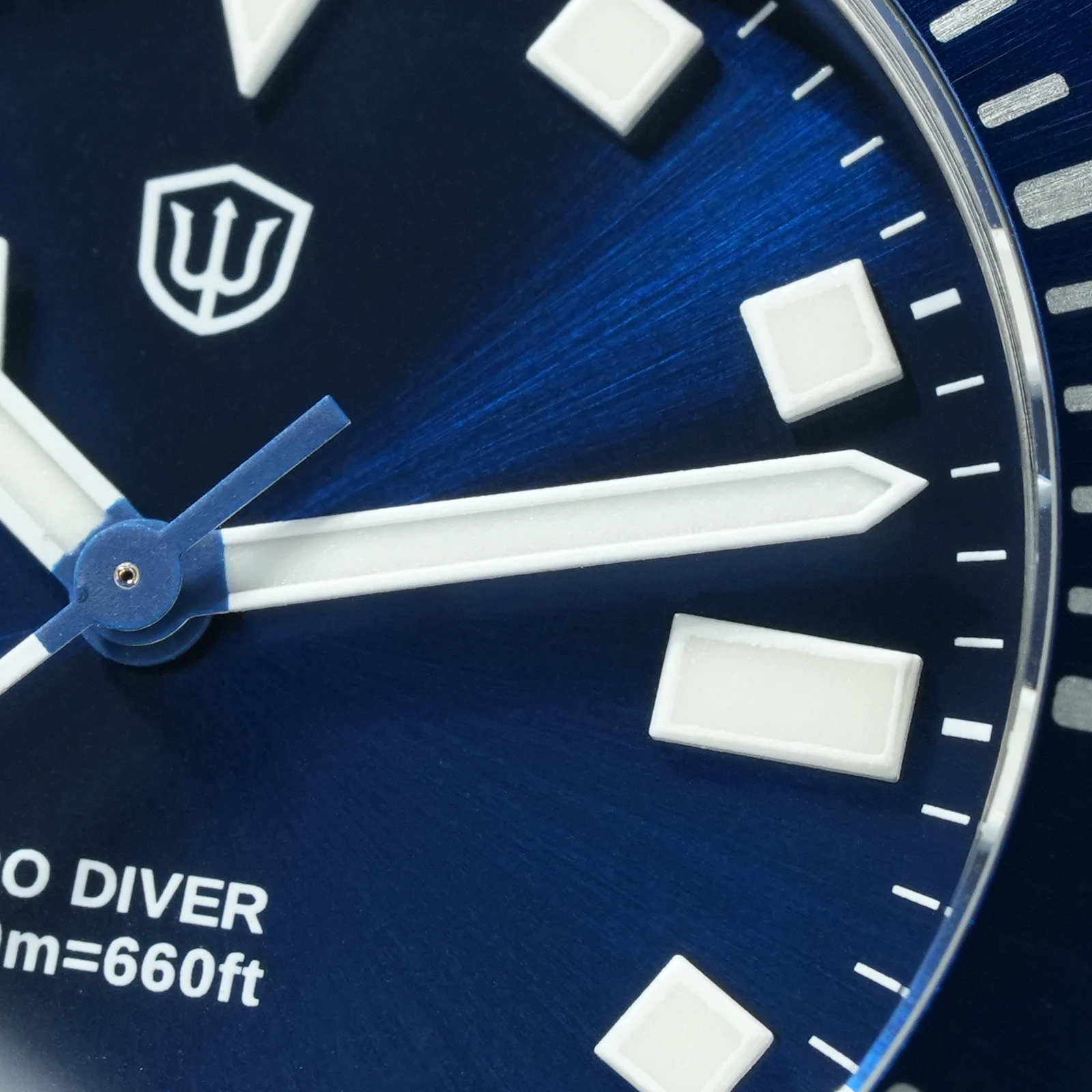 Watchdives WD1969B サンテクスチャードファッションクォーツ腕時計 VH31 サファイア 200 メートル防水高級時計ステンレススチールブレスレット