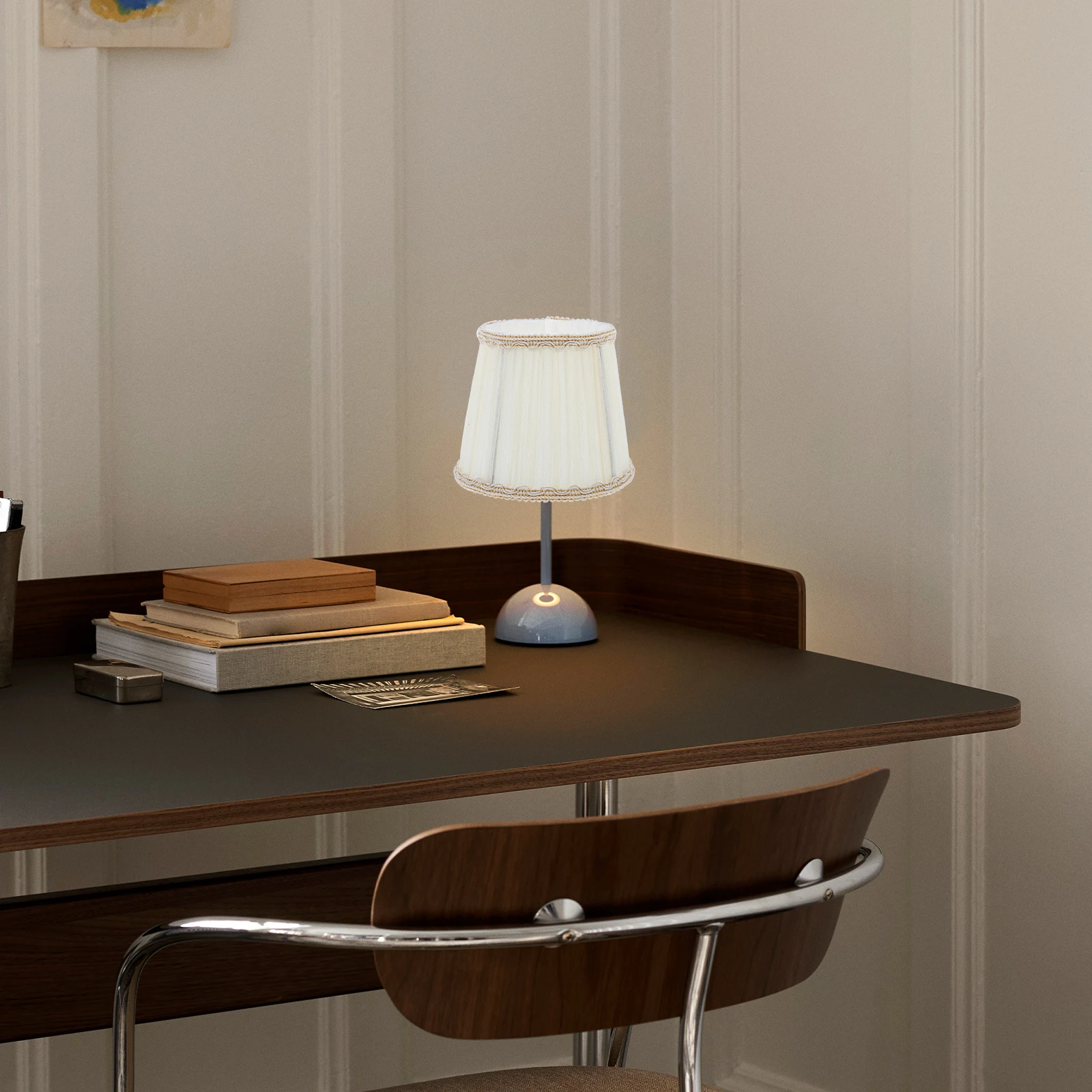 

Cloth Lamp Shade Clip-on Bulb Style Charming Replacement Lamp Cover for Living Room Lighting Small Lampshade