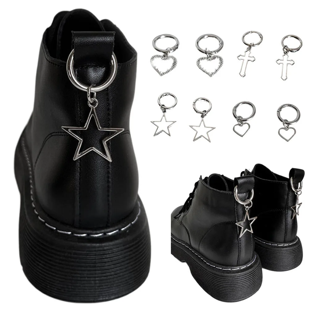 Metal Hollow Stars and Hearts Pendant para Calçados Femininos, Decoração Martin Boots, DIY Snap Hook, Acessórios para Jóias, 2pcs