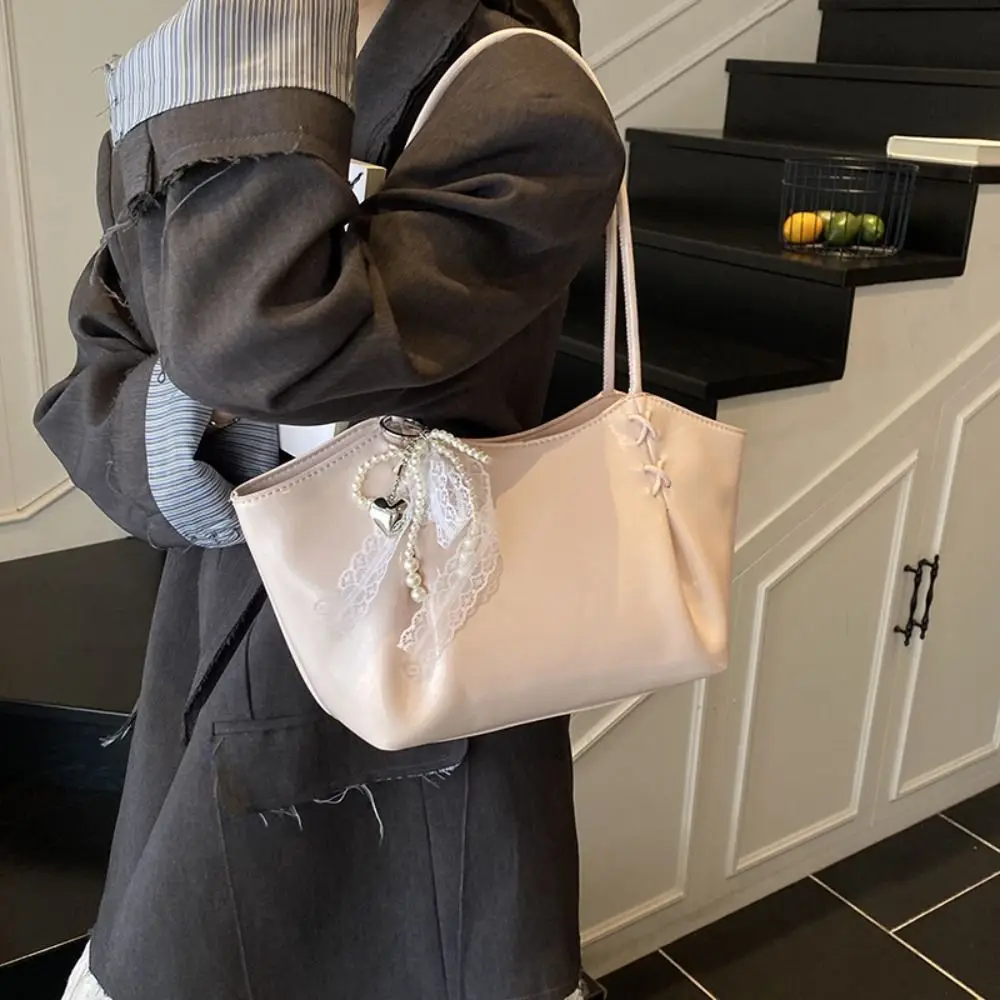 

Casual Elegant Autumn Winter Underarm Bag with Pendant Temperament Commuting Handbag PU Leather Versatile French Tote Bag Women