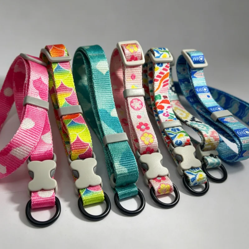 Conjunto collar y correa colorido para perros y gatos pequeños - imagen 4