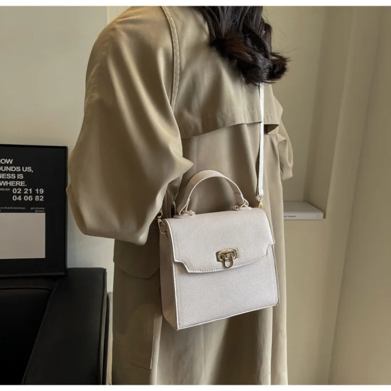 2024 Early Spring New Women\'s Solid Color Korean Shoulder Bag Fashion Casual Small Square Bag Handheld Crossbody Bag