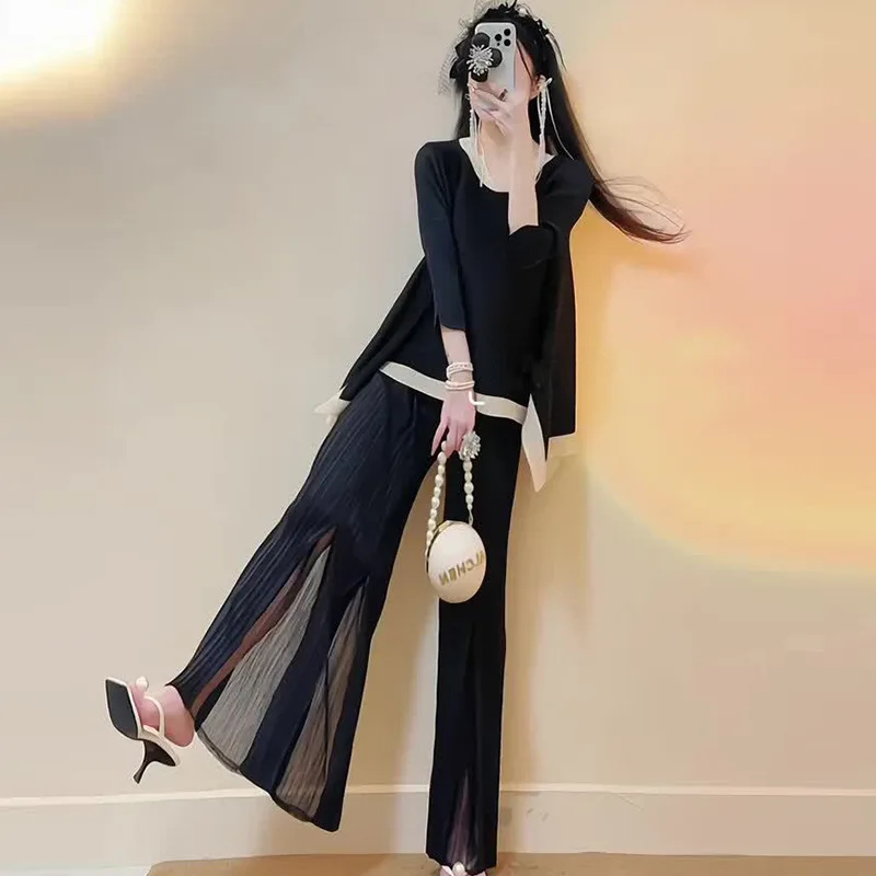 

Miyake 2025 Summer New Women's Suit Fashion Casual Round Neck Long-sleeved Top High-waisted Pleated Straight Pants Two-piece Set