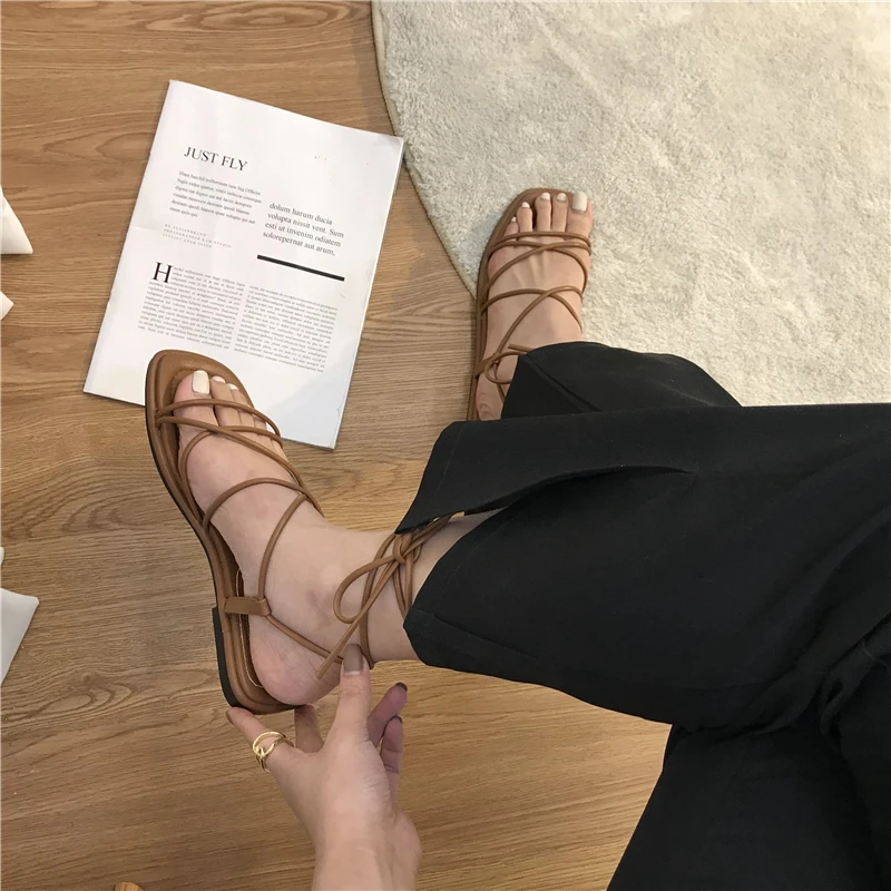 Sandals Women Summer New 2024 Beach Fashion Sexy Flat Casual Cross-Tie Open Toe Fairy Style Narrow Band Shoes Black Rome Sandals