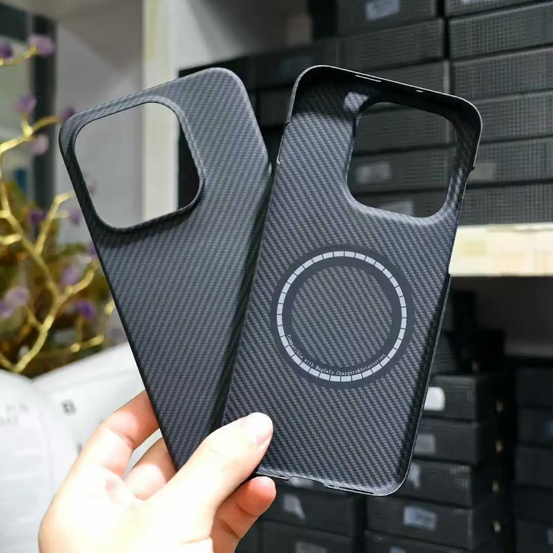 

Магнитный чехол для телефона из углеродного волокна для серии One plus 15.