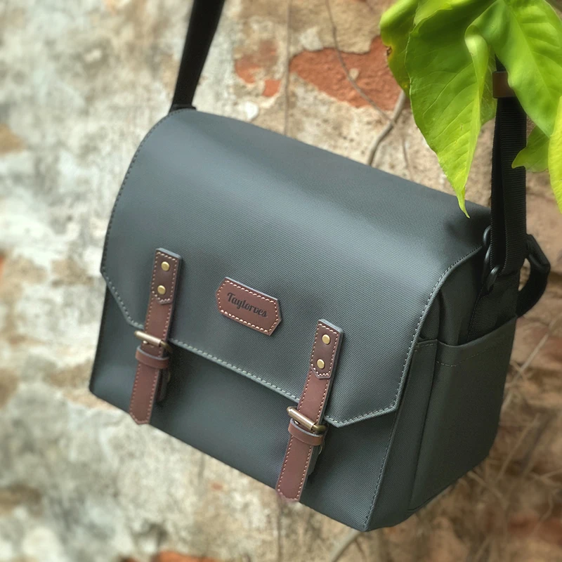 

Vintage Digital Camera Bag Compatible for Sony Fujifilm X-T3070d A7C X-S10 Mirrorless Digital Bag DSLR Shoulder Waterproof Case