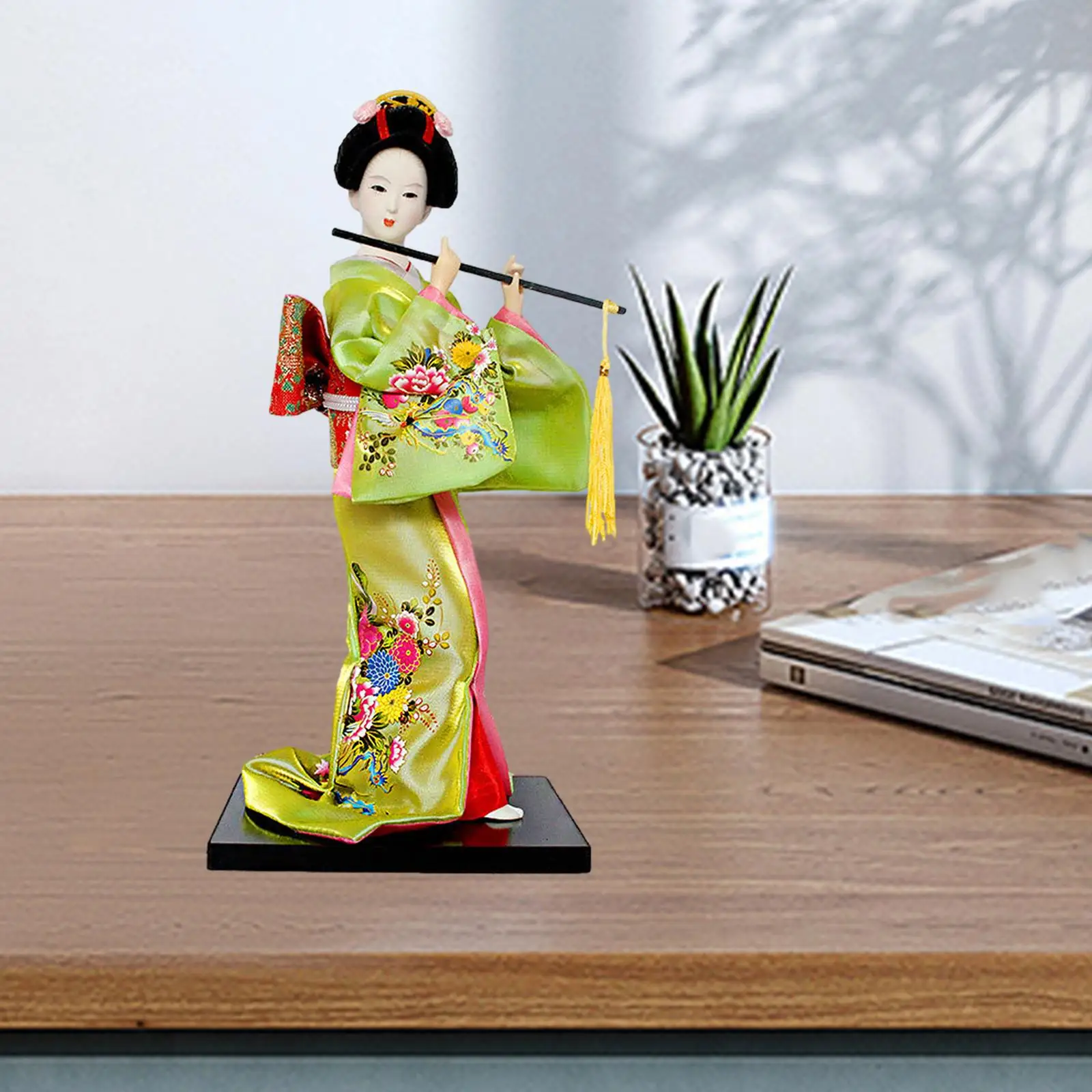 Elegant Japanese Geisha Figurine 30cm Traditional Kimono Resin Statuette Doll Decoration for Living Room or Desktop Ornament
