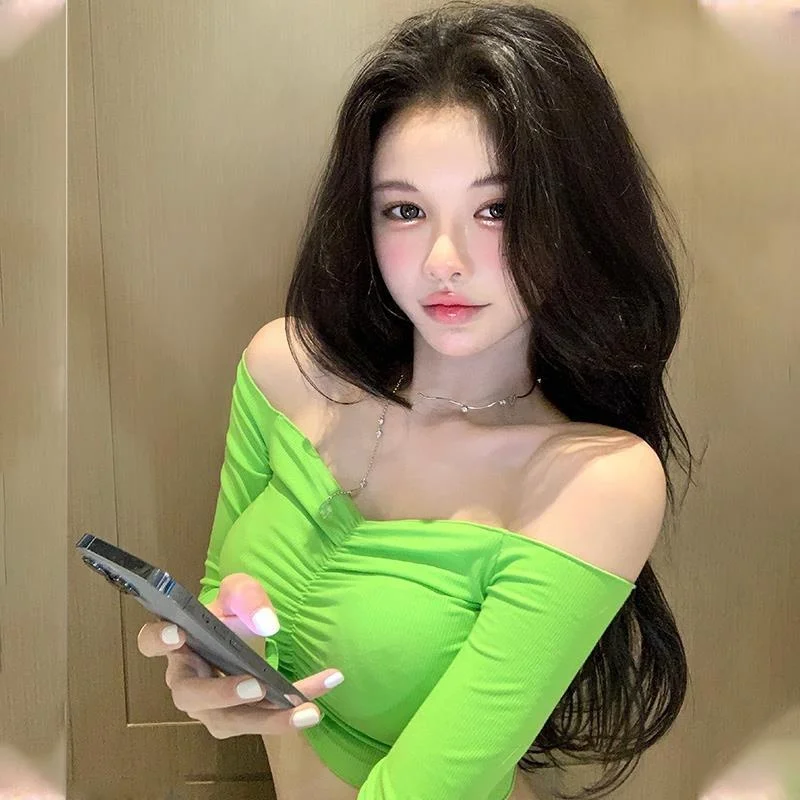 Chic Pure Color Shoulder Bared One-Shoulder Bone Exposure Slimming Design Casual Summer Long Sleeve Short Shirt for Women
