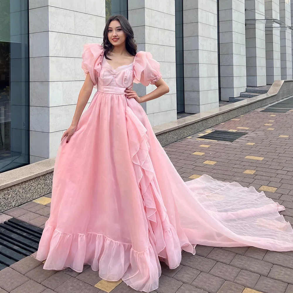 

Romantic A-line Evening Dresses Chapel Train Ruffle Floor-Length Short Sleeves Solid Color Prom Party Gown robes de soirée