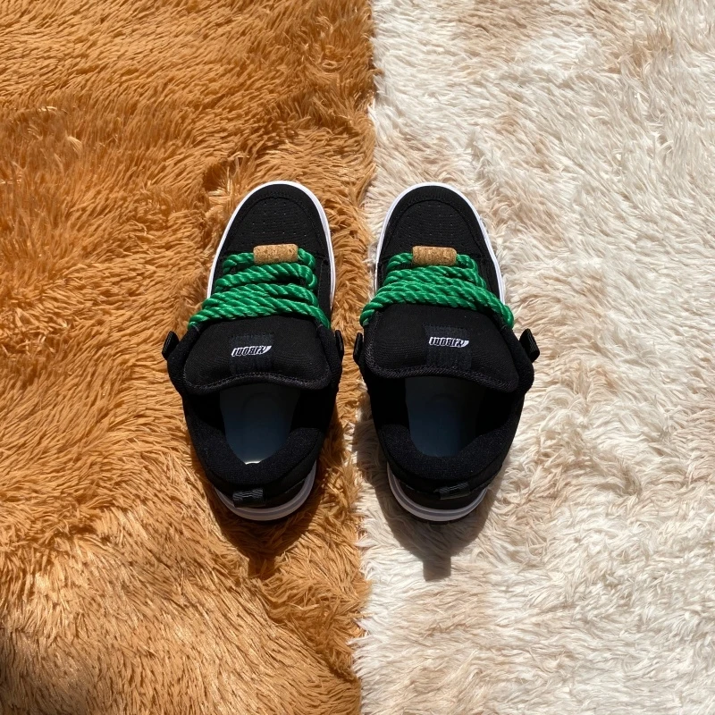 

2026 Original Design Black and Green Bread Shoes Men's Thick Fluorescent Green Lace Board Shoes Large Sizes 36-48 Retro Street