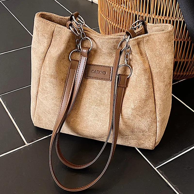 

2025 Luxe Vintage Tote Bag, Spacious Shoulder Purse for Women, Chic Commuter Crossbody, Minimalist Day-to-Night Bag, Textured