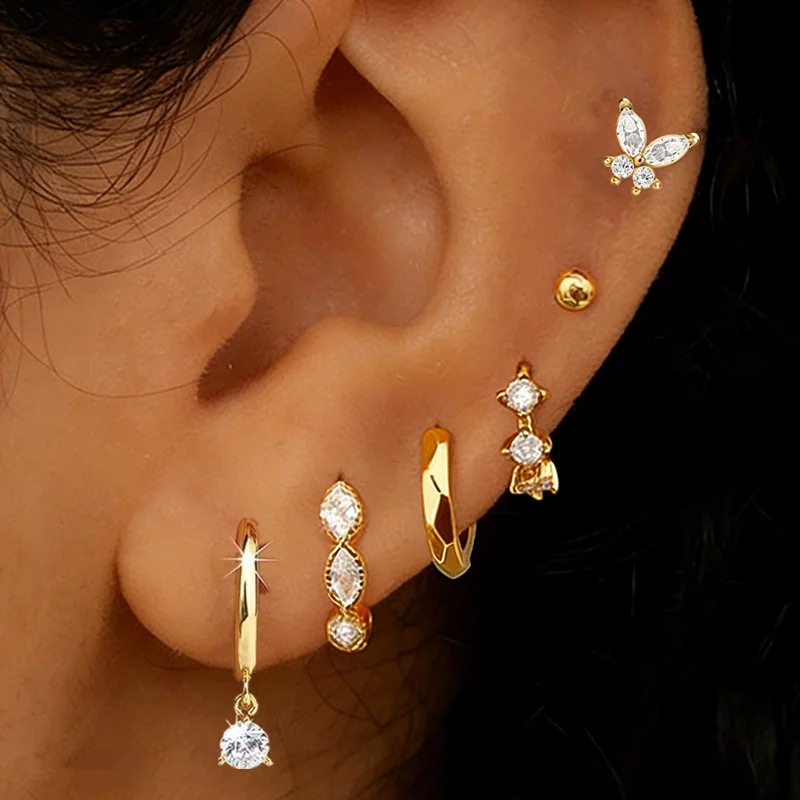 6-teiliges glänzendes Kristall-Huggie-Ohrring-Set für Damen, Tragus-Helix-Schmuck, Schmetterlings-Knorpel-Ohrstecker, Großpackung für Ohrläppchen-Piercings