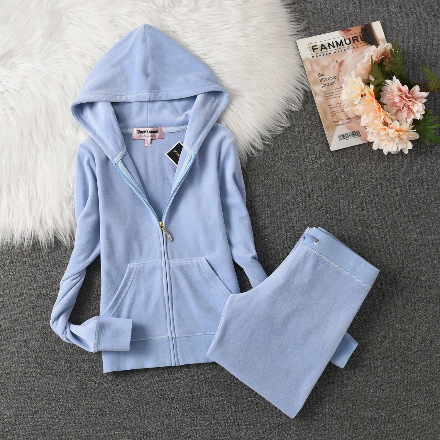 2025 New Autumn and Winter Women\'s Warm Suit Solid Color Hooded Sweatshirt + Casual Trousers 2pc Juicy Velvet Sports Suit