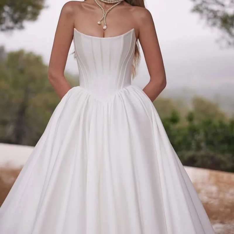 

Satin Ivory white Wedding Dresses off-shoulder The corset decal Bridal Gowns A line sleeveless multi-layer Made ﻿Customize