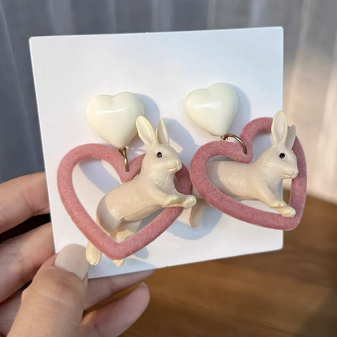 A Pair of Simple Cartoon Cute Sweet Velvet Hollow Love Three-dimensional Rabbit Personality Earrings
