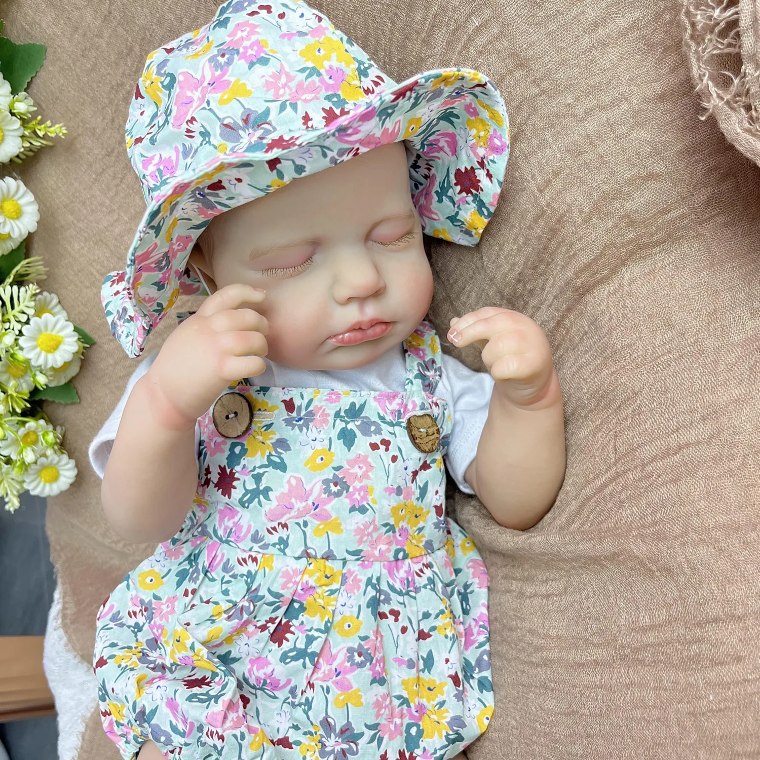 دمية بي زي دول نائمة بطول 19 بوصة (48 سم) بجلد ثلاثي الأبعاد مع عروق مرئية، دمية أطفال واقعية من الفينيل مع أطراف قماشية، هدية عيد ميلاد