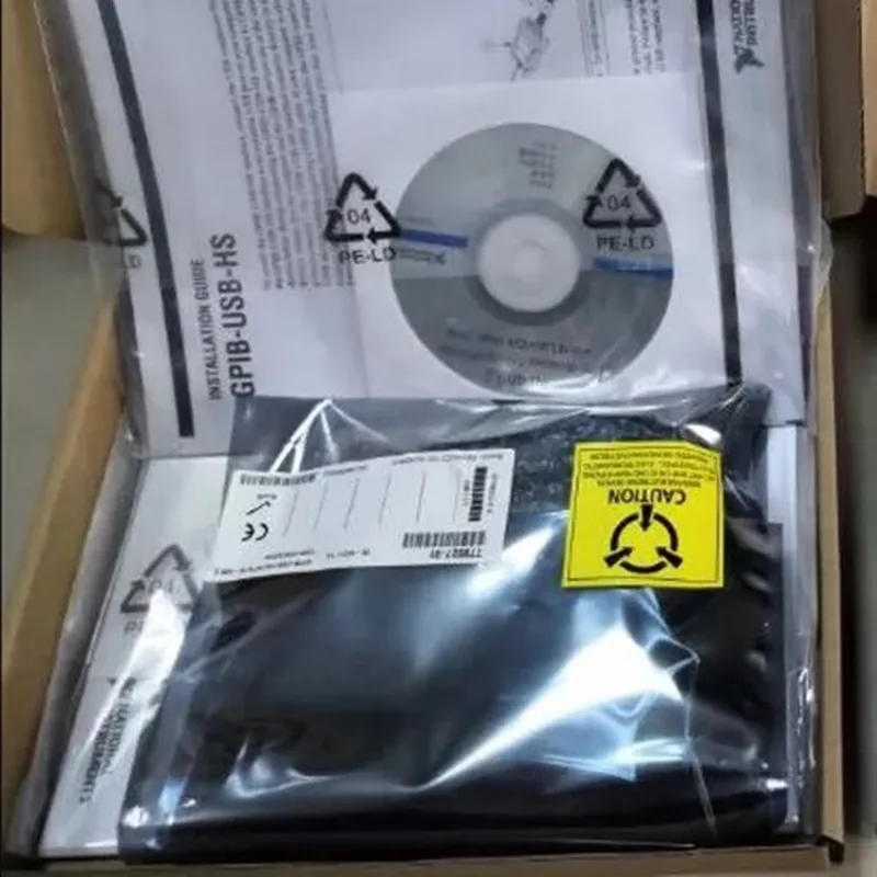 1 pçs/lote NI GPIB-USB-HS 778927 -01 interface IEEE488 GPIB USB HS GPIB cabie NOVO ORIGINAL