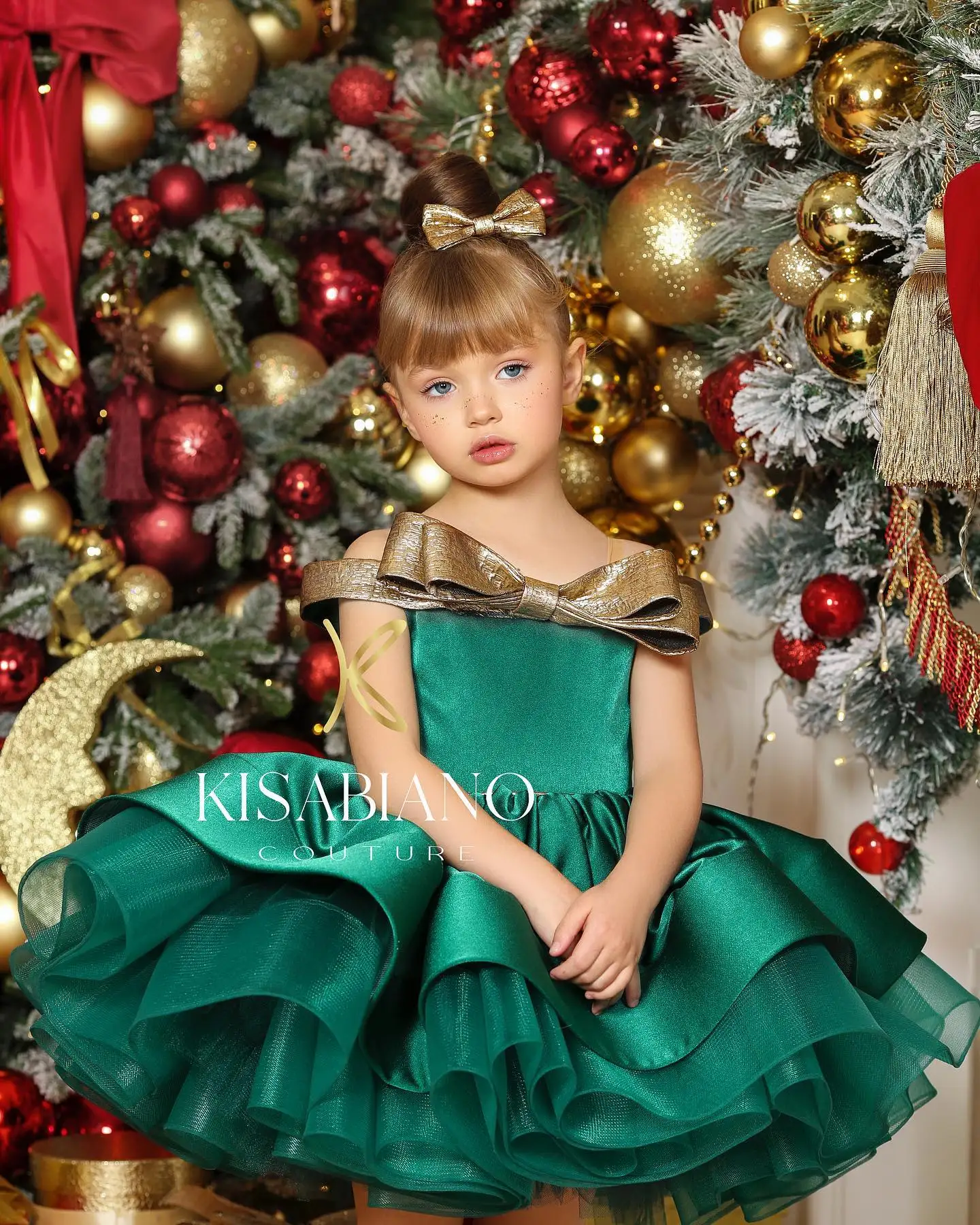 Puffy Green Ball Gown Flower Girl Dresses Tiered Children Short Pageant Gowns Bows Little Girls Mini Wedding Guest Dresses