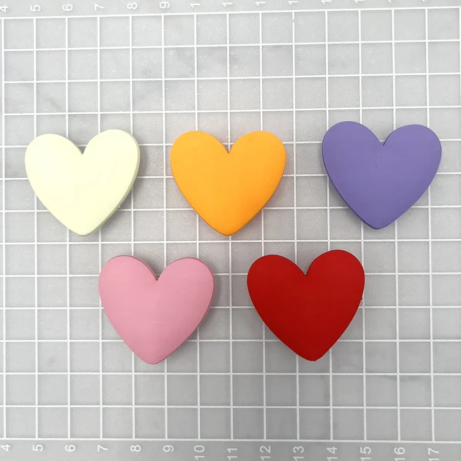 1Pcs Colorful Love Shape Shoe Charms Accessories Garden Shoes Buckle Upper Decorations Clogs Pins Badge Unisex Fun Gifts