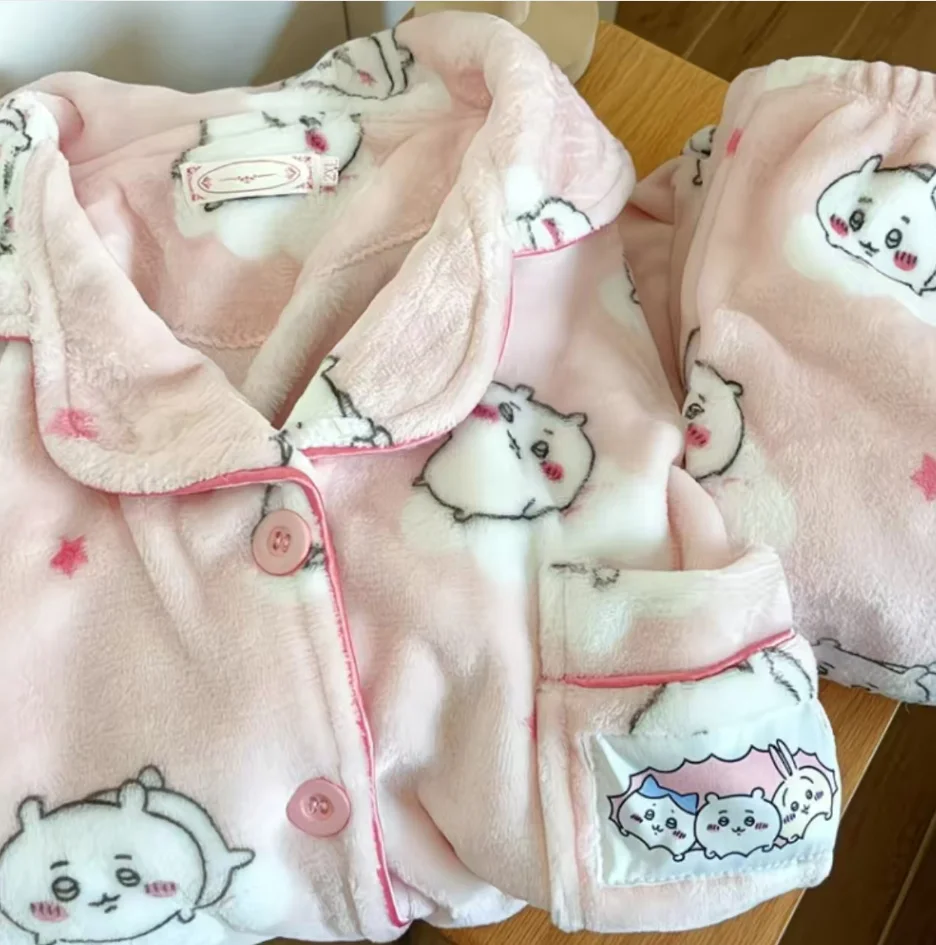 Cartoon anime chiikawa fluwelen pyjama, dames winterflanel zacht en comfortabel warm studentenhuispak set, verjaardagscadeau
