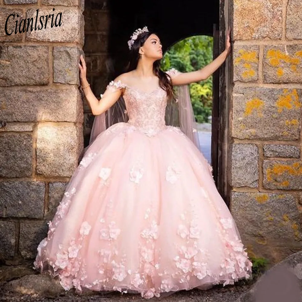 핑크 Quinceanera 드레스 신데렐라 케이프 꽃 3D 꽃 Applique 진주 레이스 업 공 가운 스위트 16 15 드레스