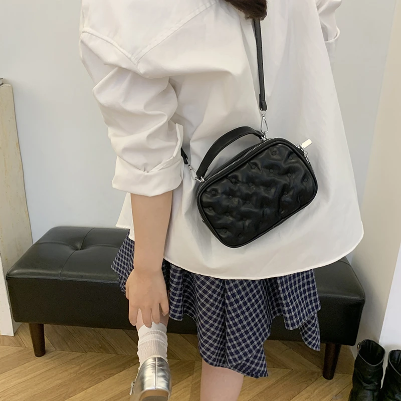 

Elegant Women Leather Luxury Classic Fashion Designer Shoulder Tote Bag Crossbody Handbag For Daily Stylish Street Wear