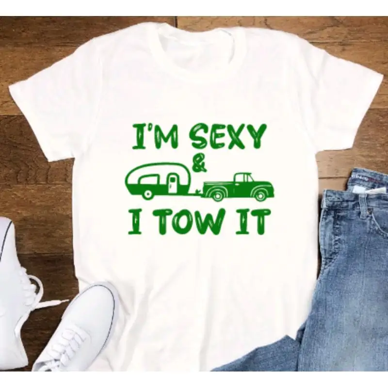 

Белая футболка I'M Sexy I Tow It Camping