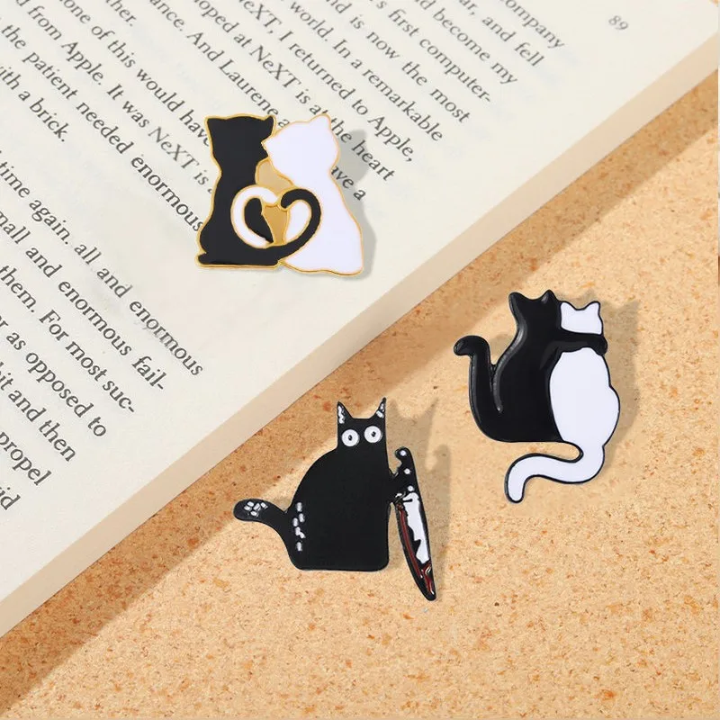 Pin Custom Black and White Cat Love Tail Dagger Brooches Bag Lapel Pin Gothic Badges Jewelry Gift for Friend Cat lovers Enamel