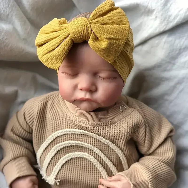 Risbecko levensechte 43 cm afgewerkte herboren pop, zoals echte baby handgemaakte kunstpop, 3D geschilderde huid met zichtbare aderen vinyl ledematen