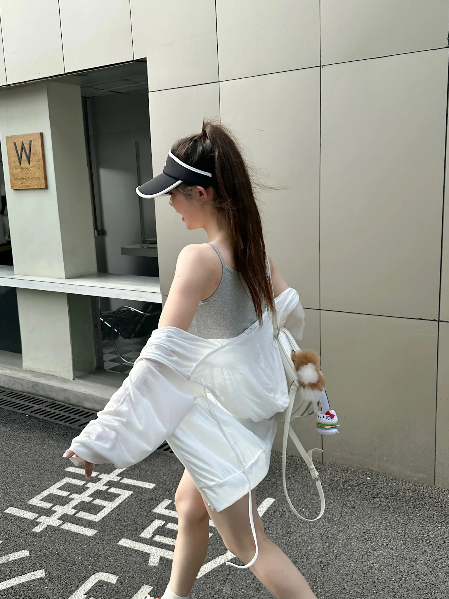 

Летняя новинка: тонкий прозрачный топ-худи из лиоцелла Xiao en Meimei Ice Sensation для защиты от солнца, свободного кроя, стройнящий эффект, для женщин