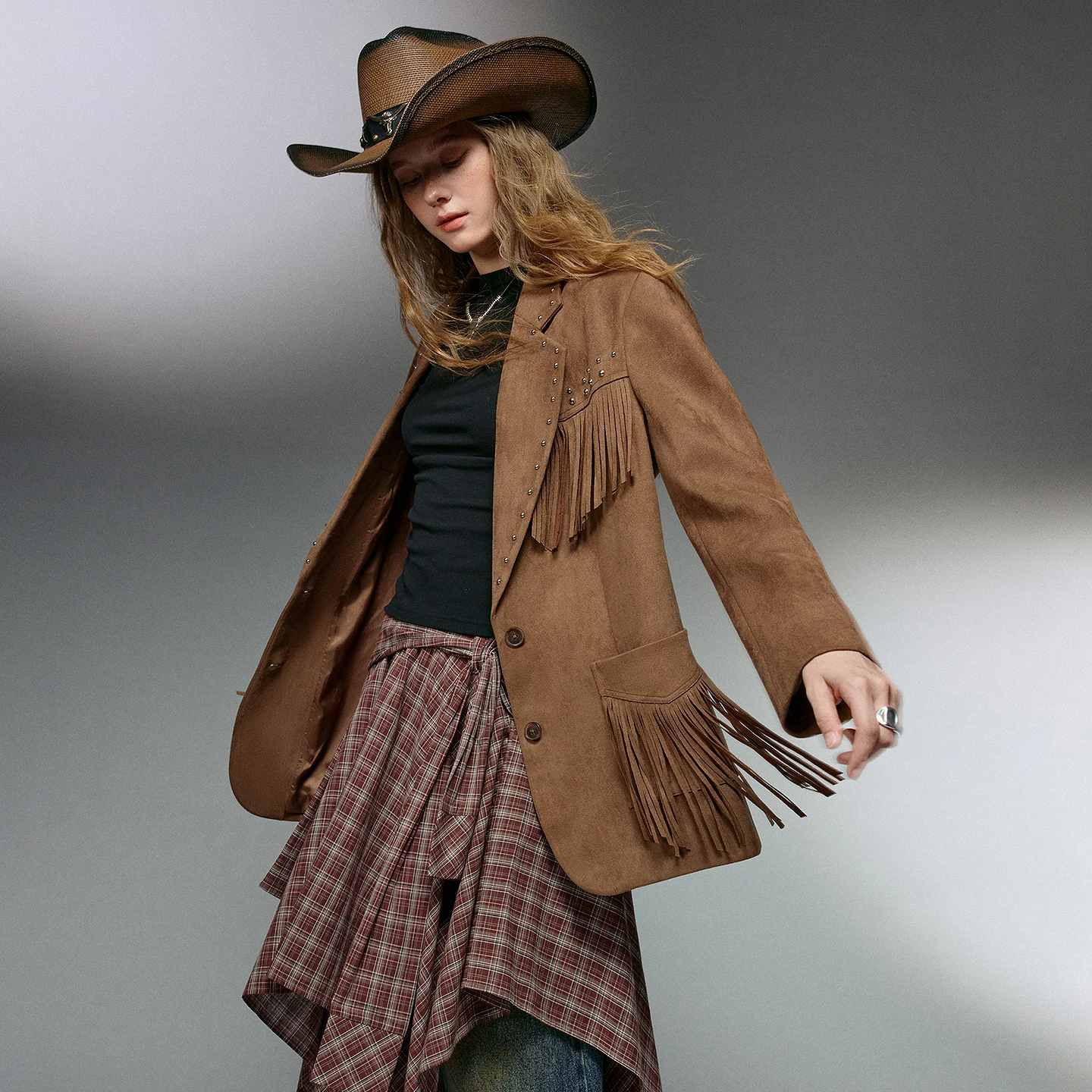 TOYOUTH Frauen Blazer 2025, Herbst Neue Retro Nomadic Stil Wildleder Quaste Perle Oversize Dame Anzug