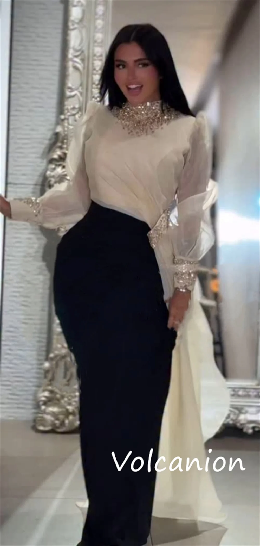 تخصيص أزياء جيرسي مطرزة الطية مستقيم الياقة العالية فساتين طويلة مناسبة مخصصة النمط الصيني