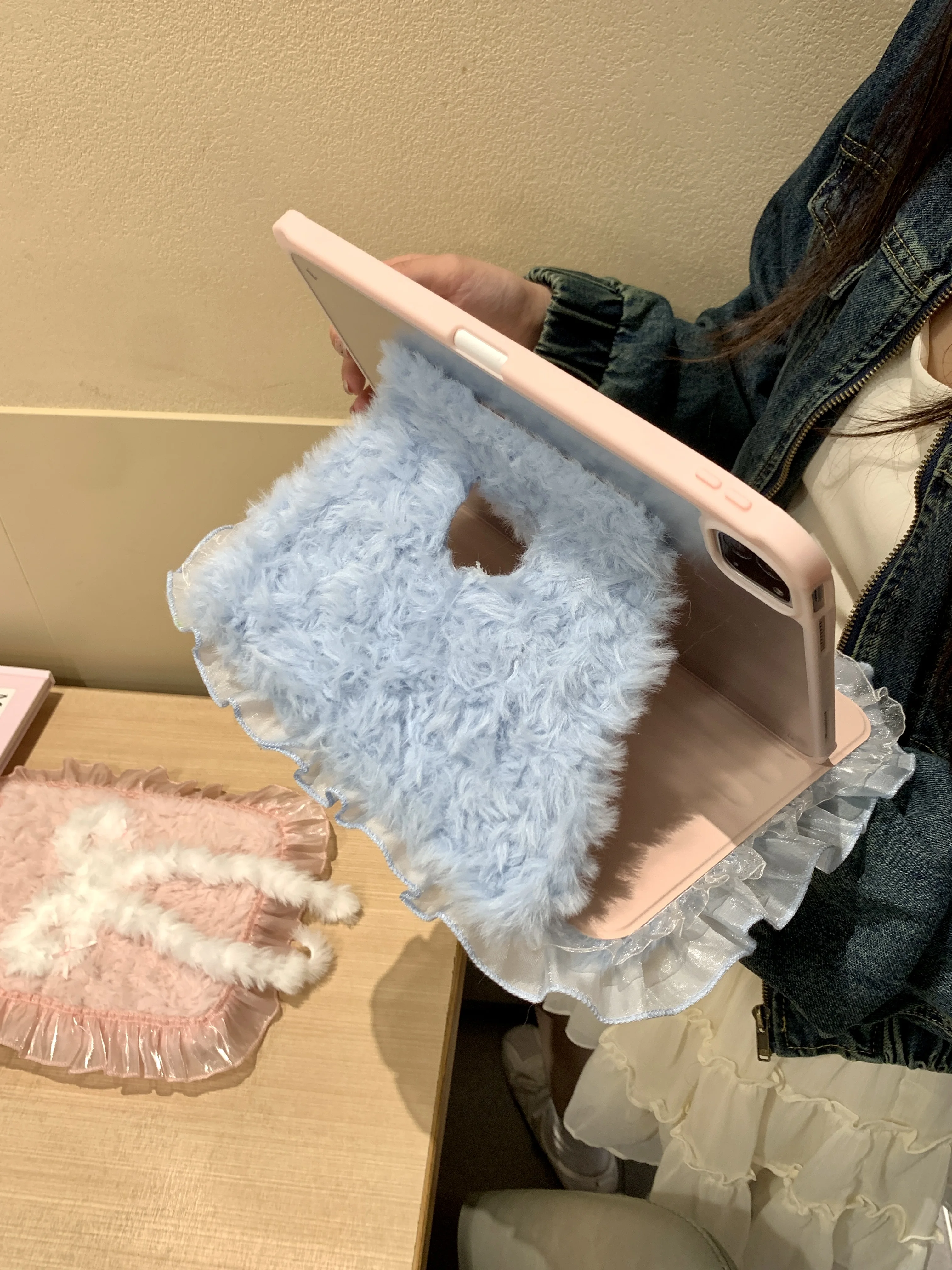 Winter Luxury Cute Plush Bracket iPad Tablet Case Mini 7 Air 6 2025 iPad Pro 11 inch 2024 13 inch Accessories Holder A16 Bag