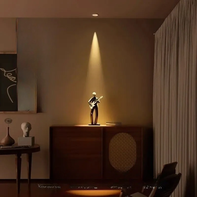 Concentrating spotlight Small angle beam of light Angle 3 degrees 5 degrees 8 degrees Embedded restaurant entrance