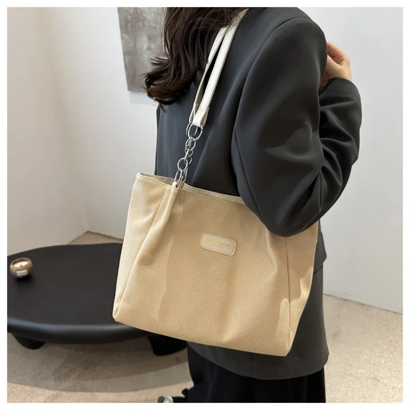 حقيبة حمل ذات سعة كبيرة بلون سادة، حقيبة نسائية بكتف واحد، حقيبة ركاب بسيطة