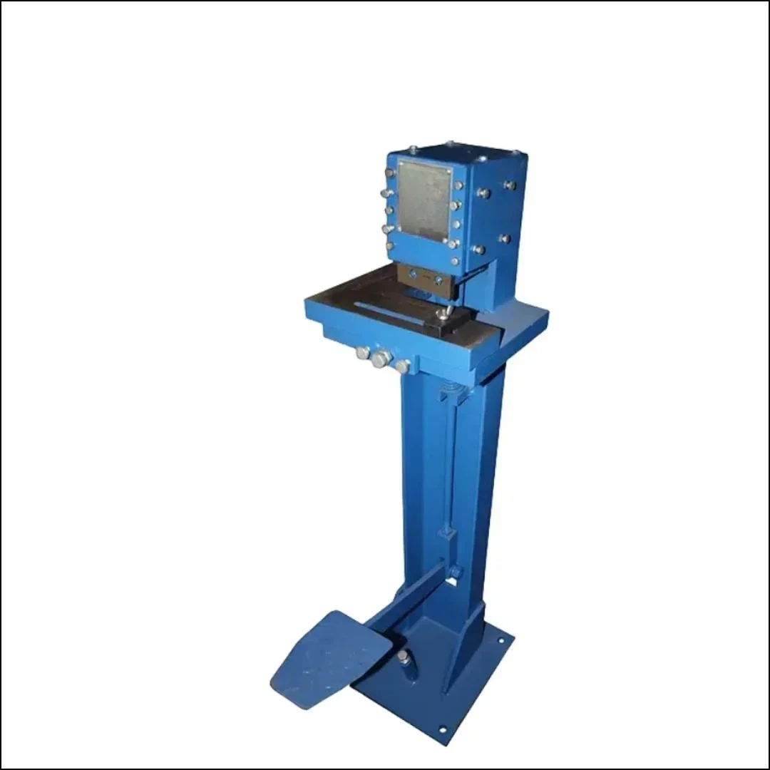 Pneumatic Sheet Metal Right Angle Slotting Hydraulic Angle machine Angle cutting Machine