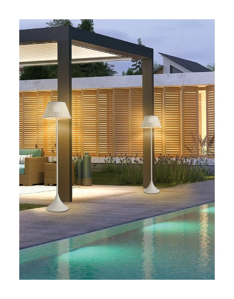 

Landscape Decoration Hotel Lawn Vine Weaving Floor Lamp LEDIP54 Courtyard Column Lamp Solar Garden Lamp